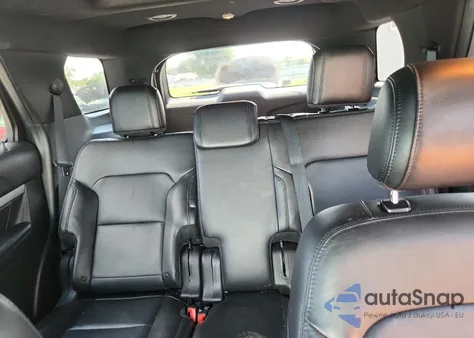 2017 Ford Explorer Xlt z USA, uszkodzony, nr VIN 1FM5K8D8XHGA72711